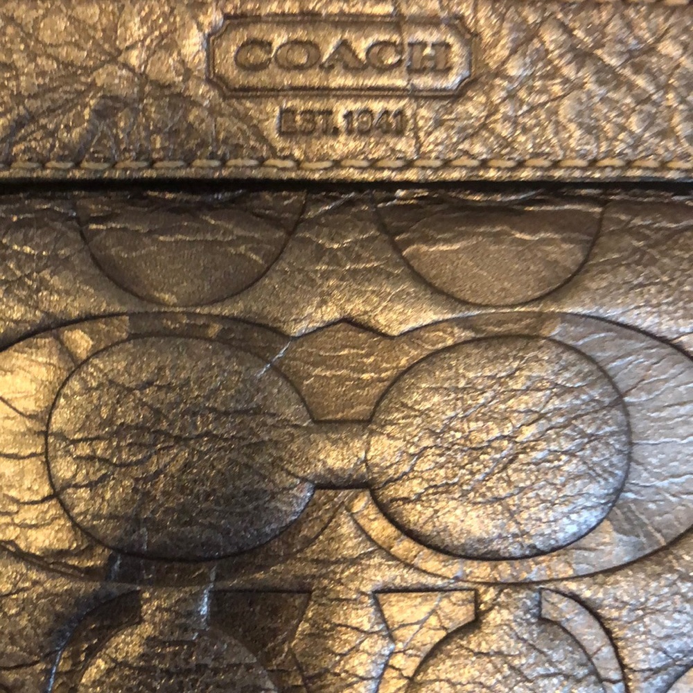 Coach wristlet - Picture 4 of 4